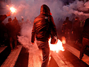 Right-wing protesters 