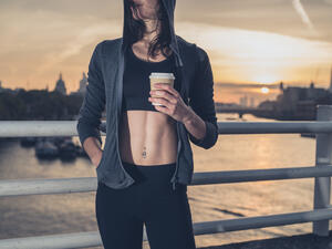 A strong coffee 30 minutes before your workout boosts the fat-burning