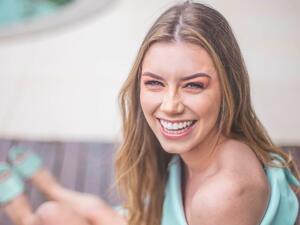 طبيب البوابة: 5 علاجات منزلية بسيطة لتبييض أسنانك بشكل طبيعي