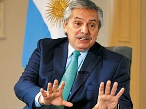 الرئيس الأرجنتيني ألبرتو فرنانديز 