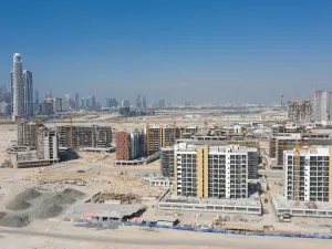 عزيزي للتطوير العقاري ترسي عقداً ضخماً على ستروميك الإمارات
