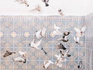 Through his expressive photography, Moroccan artist @mhammed_kilito challenges preconceived narratives of how Africa and the Middle East have been portrayed in the media throughout history.