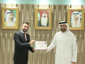 مؤسسة محمد بن راشد لتنمية المشاريع الصغيرة والمتوسطة  تحصل على شهادة الاعتماد كأفضل بيئة عمل