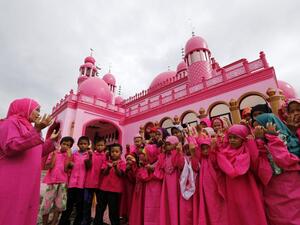 مسجد ديماوكوم الوردي