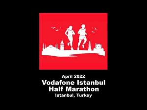 A total of 4,000 athletes ran 21 km (13 miles) distance on the streets of the Turkish metropolis. (Photo: mybestruns.com)