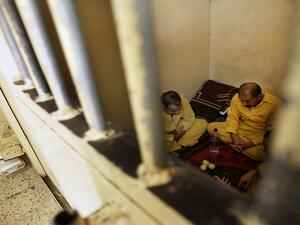 مساجين في العراق