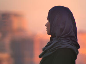  female in hijab 