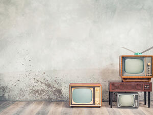 Retro cathode ray tube 