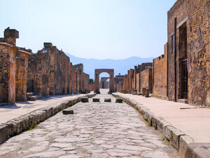 Pompei street