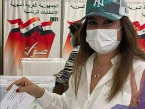 وأكدت اللجنة القضائية العليا للانتخابات أن هناك إقبالا كثيفا على مراكز الاقتراع في المحافظات.