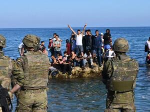 مهاجرون الى سبتة ومليلة