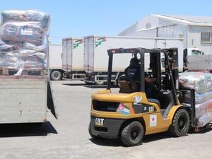 مساعدات اردنية الى فلسطين