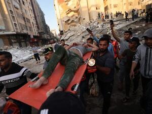 Israel strikes destroy Gaza 