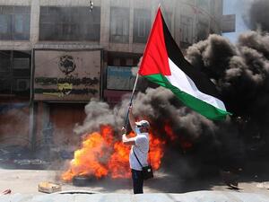   الاتفاق تم بوساطة وضمانة مصرية التي سترسل وفدا الى القطاع اليوم الاربعاء 