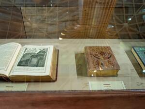  هيئة الشارقة للكتاب تفتح معرض «كلمات من الشرق»