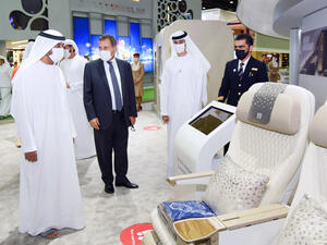 سمو الشيخ أحمد بن سعيد آل مكتوم يزور جناح طيران الإمارات في معرض سوق السفر العربي