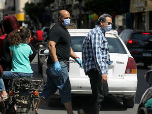 أعراض الموجة الثالثة متشابهة للموجتين الأولى والثانية،