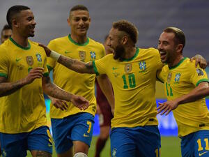 البرازيل تسعى لمواصلة التألق على حساب كولومبيا
