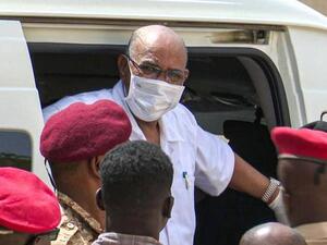  المحكمة الجنائية أصدرت مذكرتي اعتقال بحق البشير، في عامي 2009 و2010