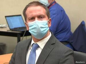 الشرطي السابق ديريك شوفين