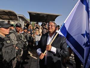 Palestinians Successed in Thwarting Israeli Flag March