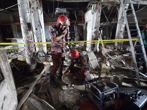Bangladesh's Explosion kills 7, injures dozens