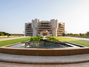 Al Bustan Palace, A Ritz-carlton Hotel Begins Vaccination Drive For Ladies And Gentlemen