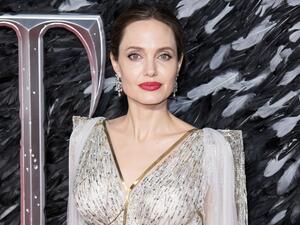 أنجلينا جولي 