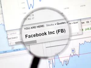 القيمة السوقية للفيسبوك تتجاوز التريليون دولار  