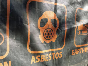 Asbestos warning signtage 