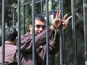 اسرائيل تواصل الاعتداء على الاسرى