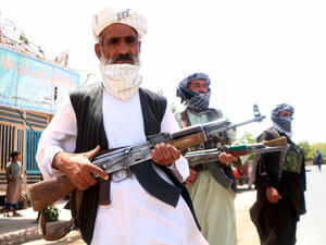 فرنسا تحذر رعاياها