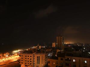 Israeli army forces bomb 2 military sites in Gaza