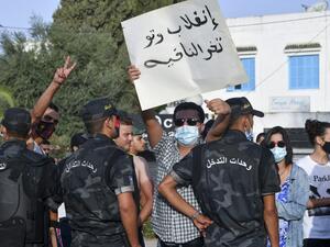 Tunisian PM expressed his will to resign if another premier is appointed.