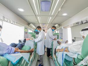 مدينة الشارقة للإعلام (شمس) تقود حملة مجتمعية للتبرع بالدم
