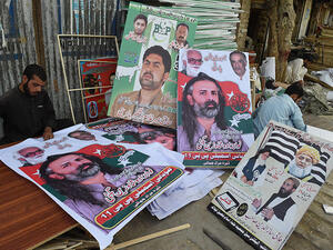 Pakistan's ruling party  will get to choose the government in Kashmir