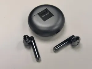 ما الذي يجعل سماعات HUAWEI FreeBuds 4 واحدة من أفضل سماعات الأذن اللاسلكية للعام 2021؟