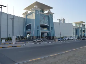 الإعلان عن إطـلاق "عـروض ترويجيـة" جذابـة لموسـم الصيـف بخصـومات تصل إلى 75% من قِبل متاجر البيع بالتجزئة لدى مراكز التسوق بالإمارات الشمالية