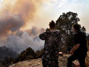 قال الرئيس الجزائري ان الحرائق التي تجتاح البلاد لم نشهد مثلها منذ سنوات