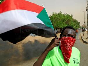 السودان.. دعوات غامضة للوفاق الوطني