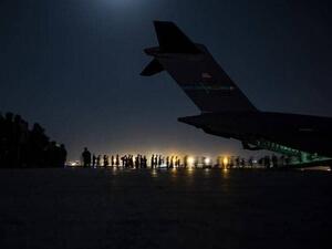 مقتل 12 عسكريا أمريكيا وإصابة 15 آخرين بهجوم مطار كابل