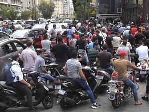  اشتباكات دامية بالاسلحة الخفيفة أمام إحدى محطات الوقود، جنوبي لبنان 