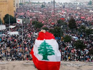 للبنان مشكلة واحدة وحل واحد