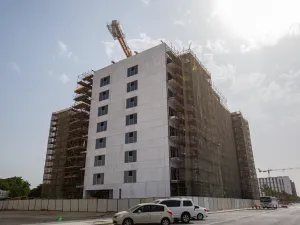 عزيزي للتطوير العقاري تعلن عن وصول نسبة الإنجاز في مشروعها بيرتون بالفرجان إلى 65%