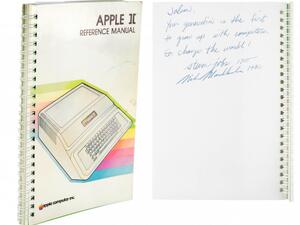  Apple co-founder Steve Jobs