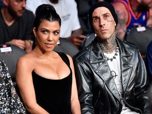 كورتني كارداشيان وترافيس باركر