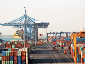 السعودية تسجل أعلى مستوى تاريخي في صادراتها غير النفطية 