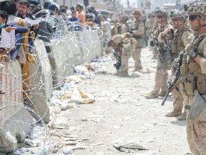 جنود أمريكان في مطار كابل