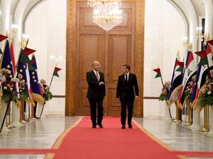 الرئيس العراقي برهم صالح ونظيره الفرنسي ماكرون