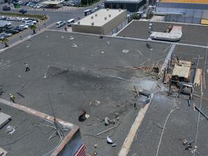  تعرض مطار أبها الدولي جنوب المملكة لهجوم جوي شنته جماعة الحوثيين